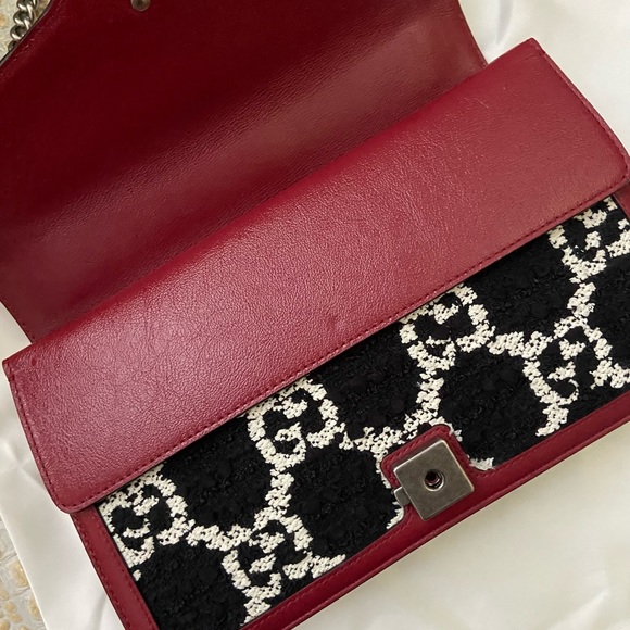 Gucci Dionysus GG Tweed Small Shoulder Bag in Black - Picture 11 of 16